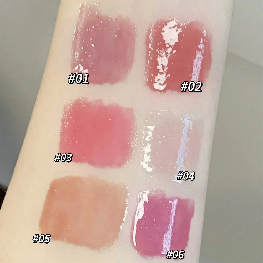Gege Bear Moisturizing Solid Colored Lip Balm