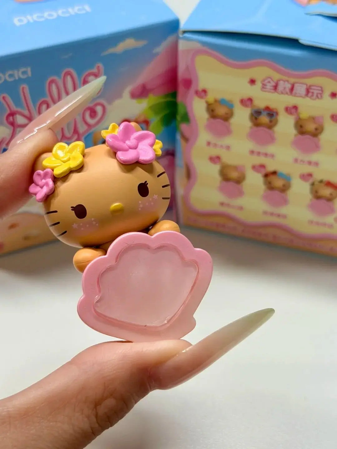 Hello-Kitty Hipper Go To Beach Series Blind Box