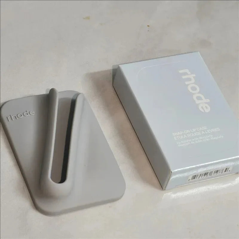 Lip Gloss Magnetic SNAP-ON LIP Phone Case Holder