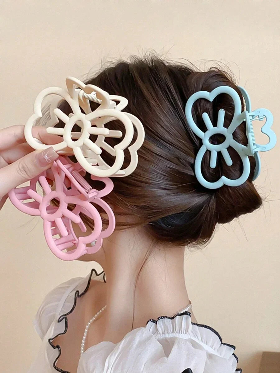 Hello Kitty Bow Claw Clip