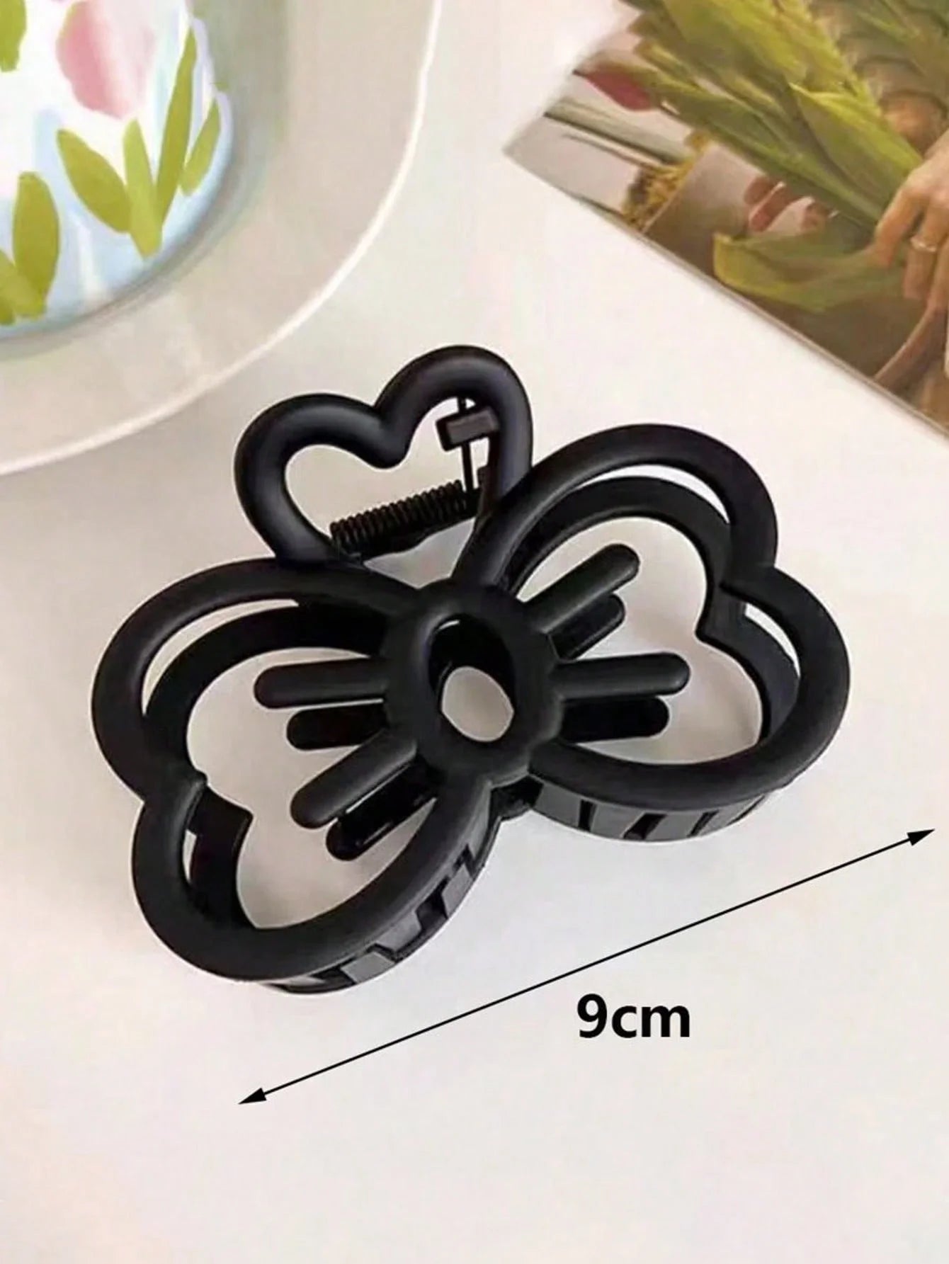 Hello Kitty Bow Claw Clip