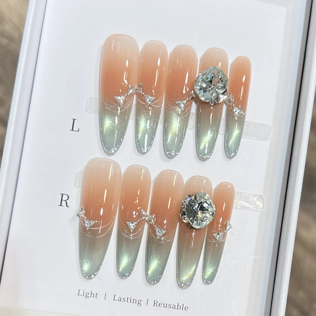 10pcs Green Flower Shimmer Press On Nails