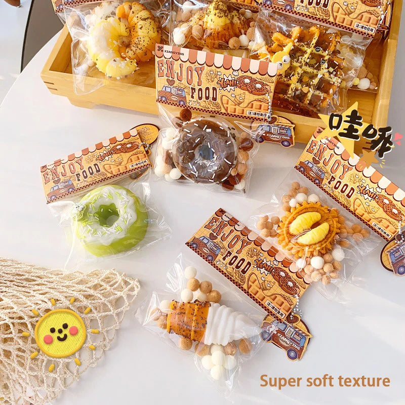 Food squeezing toys, soft and sticky with slow rebound, squeeze and relax jelly stress relief toys, for children and adults.