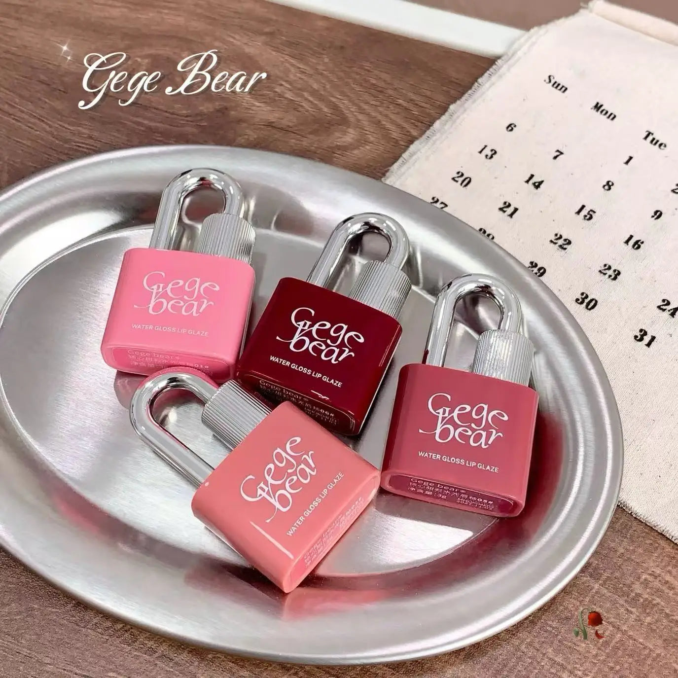 Gege Bear Lock Sweetheart Lip Glaze