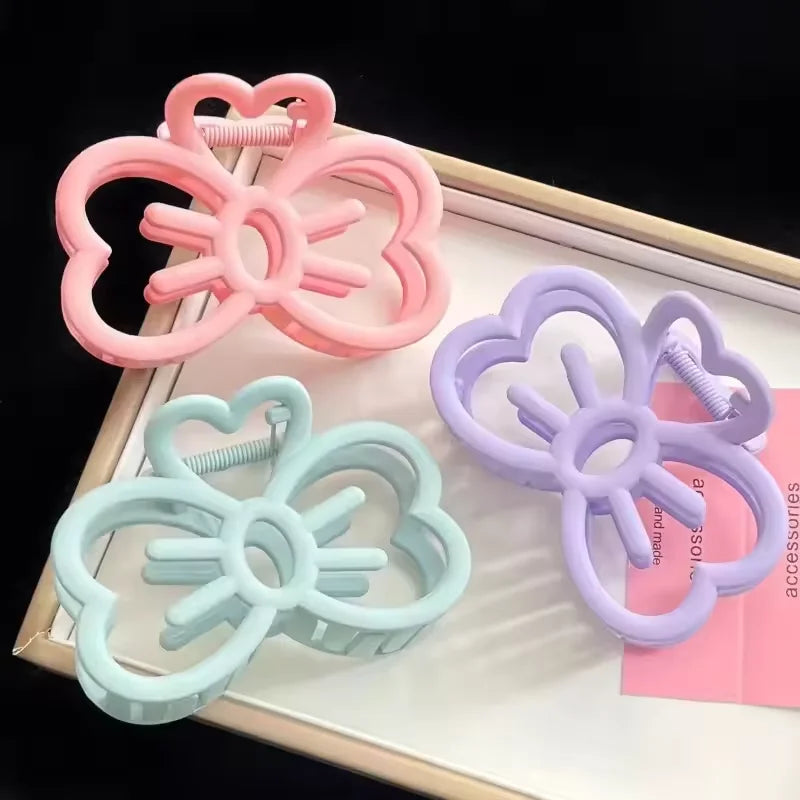 Hello Kitty Bow Claw Clip