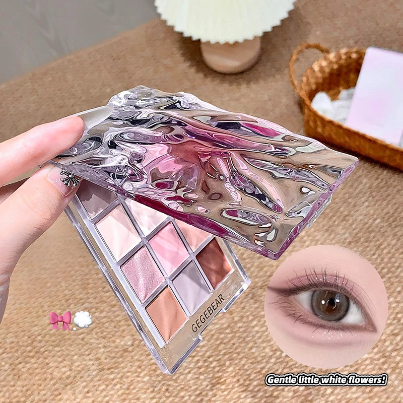 Gege Bear Water Wave Eye Shadow Palette